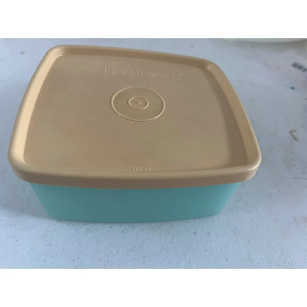 Vintage Tupperware Square Round Container Pastel Blue 311 Original Tan Lid 310